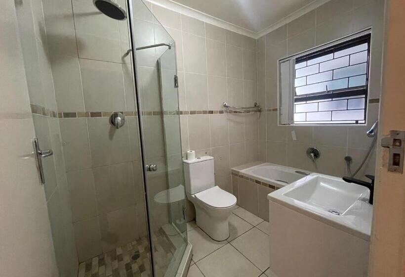 Апартаменты 2 Спальни, Domin Luxury Suites