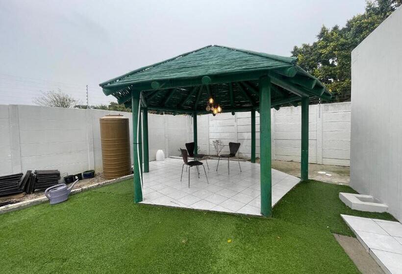 2ベッドルームアパートメント, Domin Luxury Suites