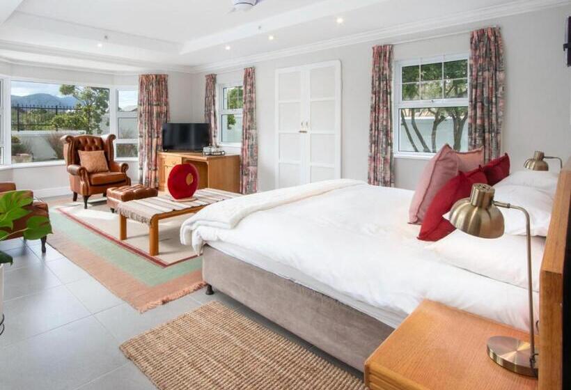 غرفة كلاسيكية سرير كينج, Joie De Vivre   22 Rocklands