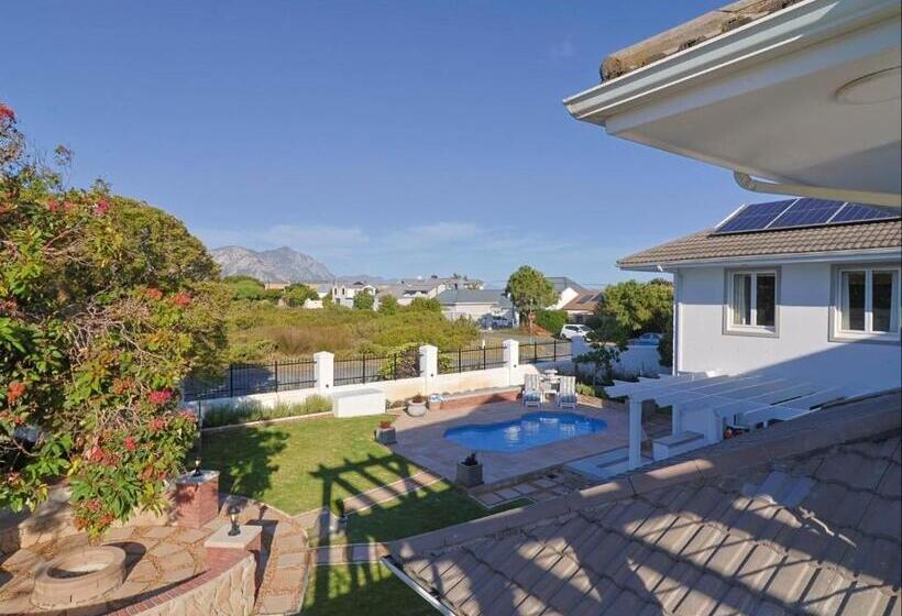 غرفة ديلوكس, Joie De Vivre   22 Rocklands