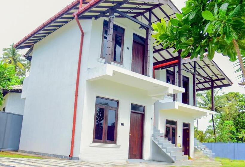 标准间带阳台, Muthu Villa 94 Midigama