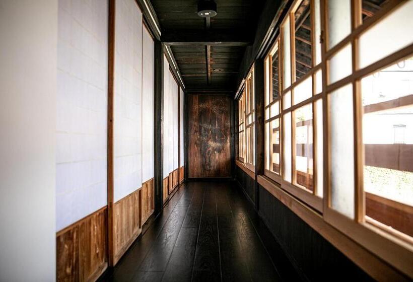 غرفة ديلوكس رباعية, オーベルジュ キャトル セゾン 宗像