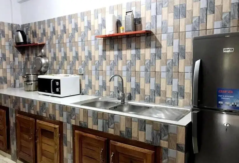 آپارتمان 1 خوابه با بالکن, Apartment Paris