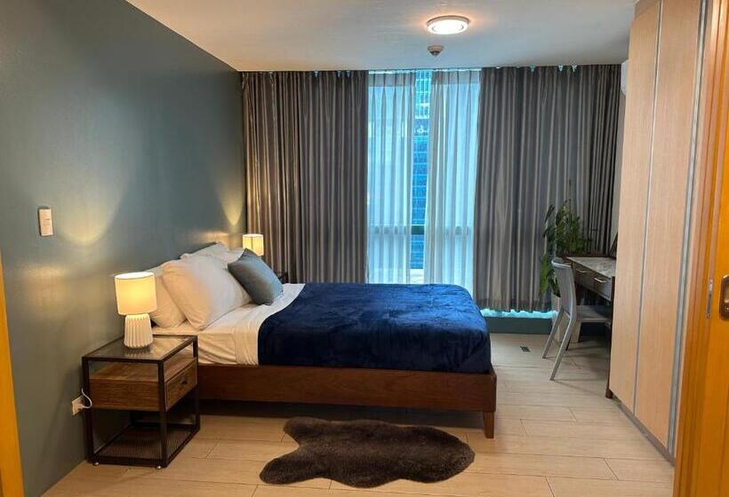 １ベッドルームのデラックスアパートメント, Deluxe Suite In Uptown Bgc With Fountain View