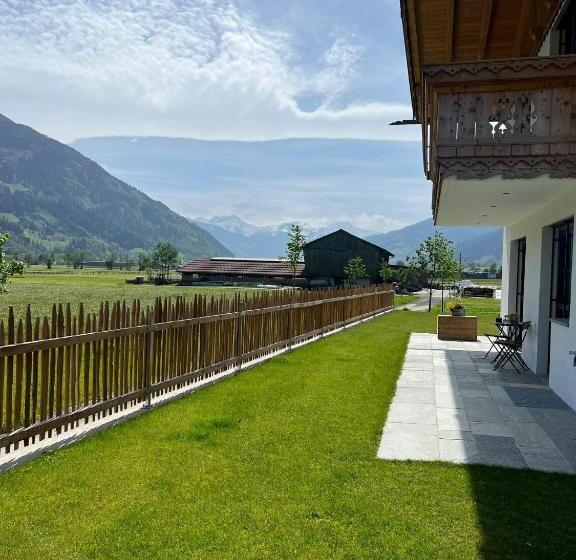 דירת שני חדרים, Landhaus Huber