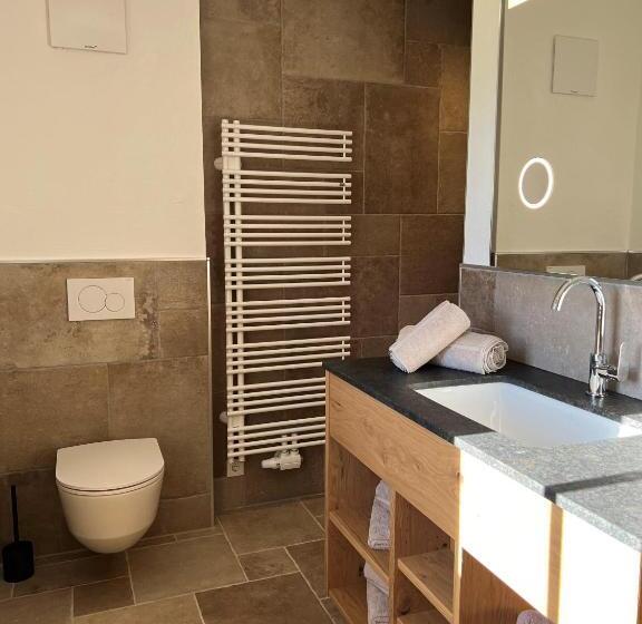 דירת חדר, Landhaus Huber