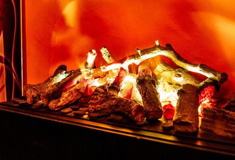 آپارتمان سوپریور 2 خوابه, Le Gerlette   La Stalla