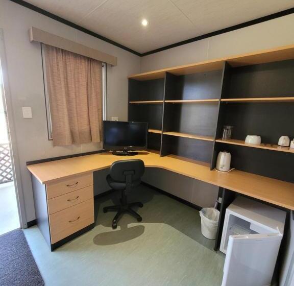 Quarto Estandar Individual, Mt Barker Holiday Park   Western Australia