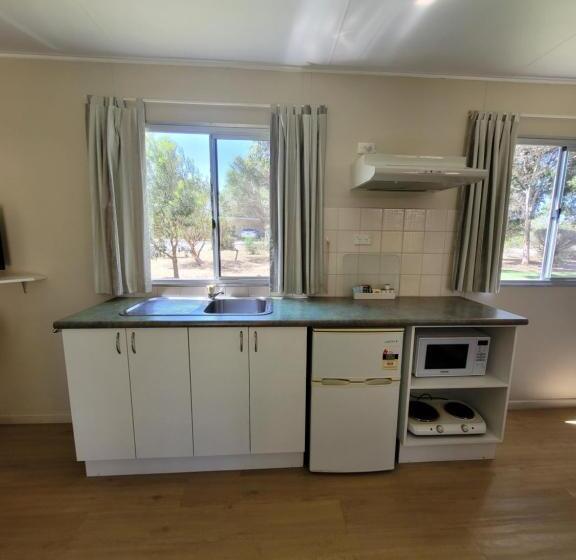 스탠다드 룸 가든 전망, Mt Barker Holiday Park   Western Australia