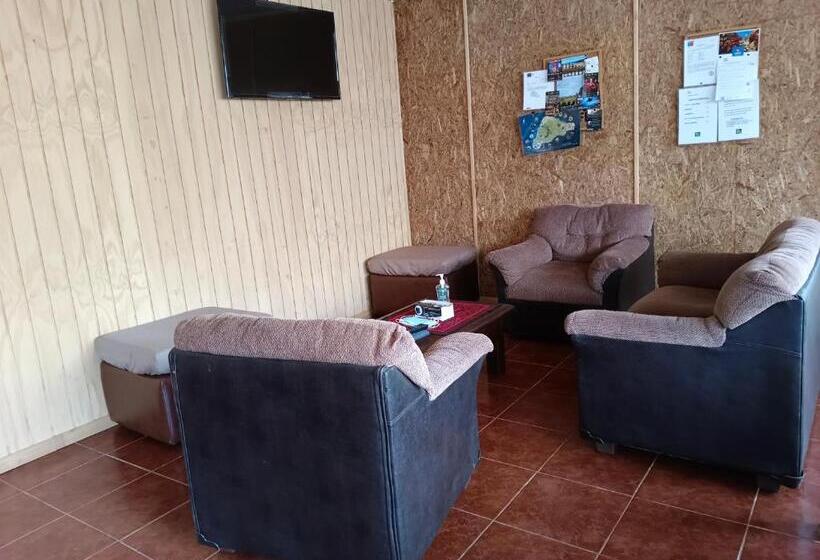 Номер Стандарт Трехместный, Hostal Kaiheke