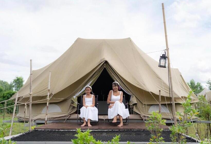 Pokój Rodzinny Widok Góry, A Moment Of Love...by Red Z @บ้านมุง เนินมะปราง