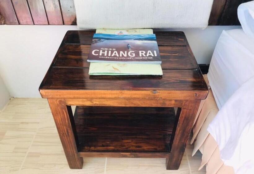 高级三人间, Saensukkho Green Hotel & Resort