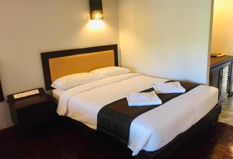 Вилла Deluxe 1 Спальня, Saensukkho Green Hotel & Resort