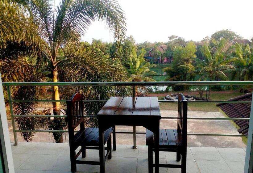 חדר משפחתי, Saensukkho Green Hotel & Resort