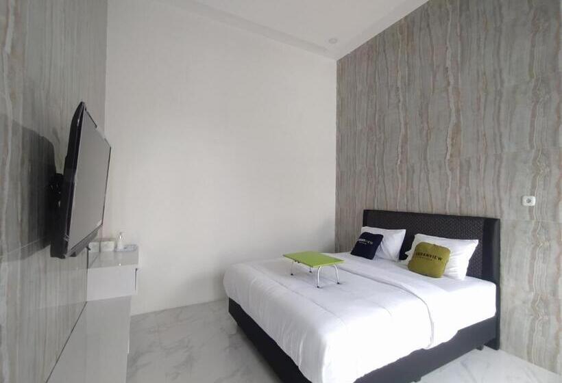 Habitació Estàndard, Urbanview Hotel Nimara Ngawi By Reddoorz