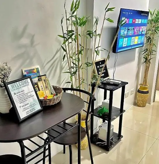 Standard Neljän Hengen Huone Parveke, 1br Condotel With Balcony At Edsa