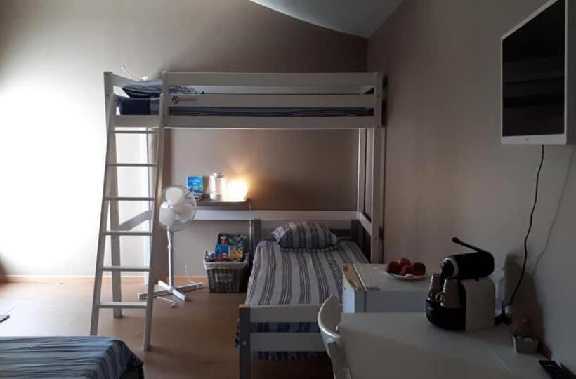 家庭山景房, Domaine De Cozance Chambres D Hôtes Et Gîte