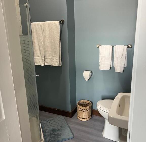 غرفة ديلوكس, Century Elms Bed And Breakfast