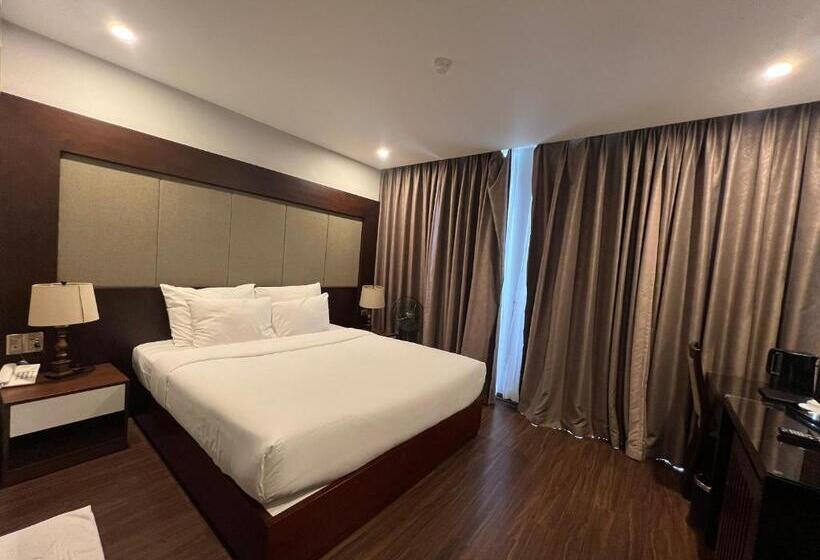 اتاق استاندارد با چشمانداز دریا, Moon Halo