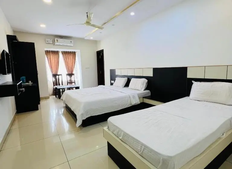Deluxe Kolmen Hengen Huone, Sdk Residency