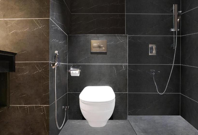 غرفة ديلوكس سرير كينج, Lemon Tree Hotel, Hisar