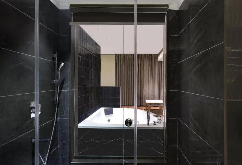 غرفة ديلوكس سرير كينج, Lemon Tree Hotel, Hisar