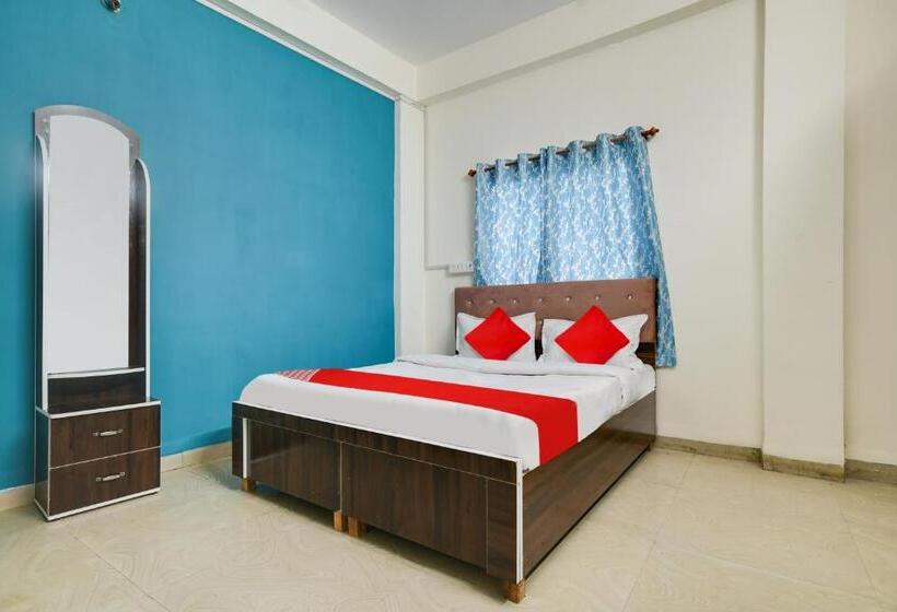 Standardzimmer, O Nitya