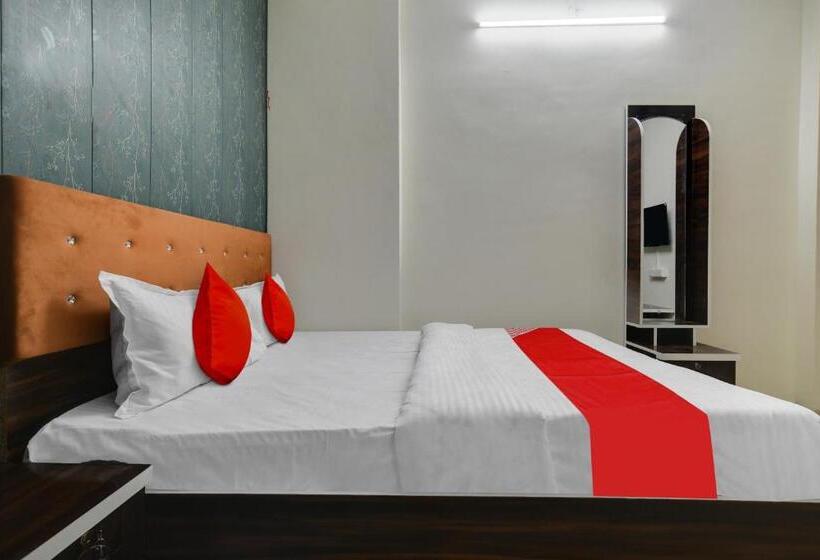 Номер Стандарт, O Nitya