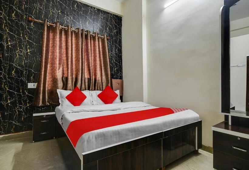 Номер Стандарт, O Nitya