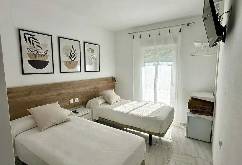 اتاق استاندارد, Hostal Merino Jédula