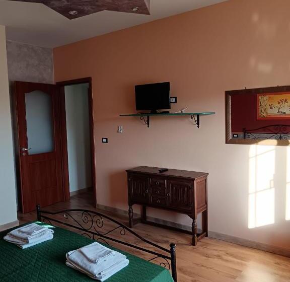 Четырехместный Номер Стандарт, Lu Sule B&b