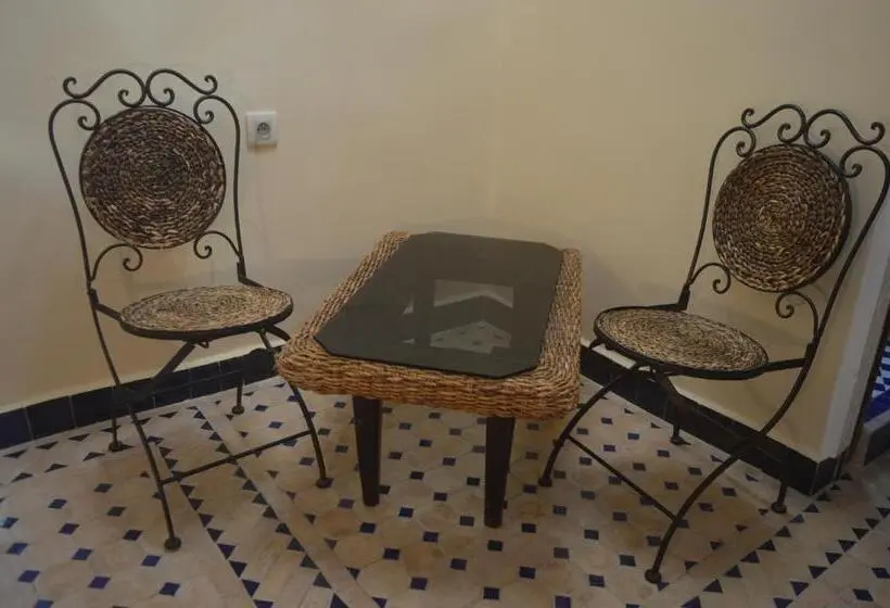اتاق استاندارد با تراس, Riad Noor Medina