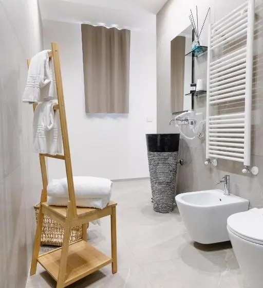 スイート, Sotto Casa B&b