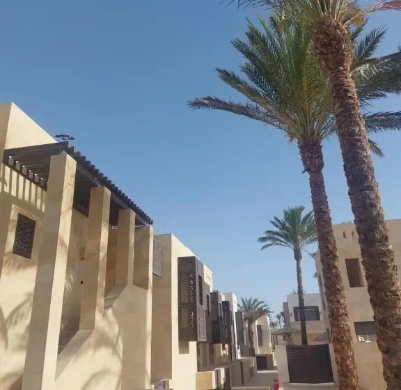 اتاق لوکس, Nayah Boutique Stays