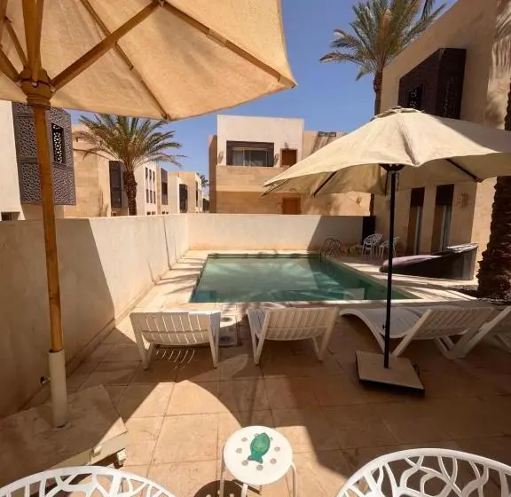 اتاق لوکس, Nayah Boutique Stays