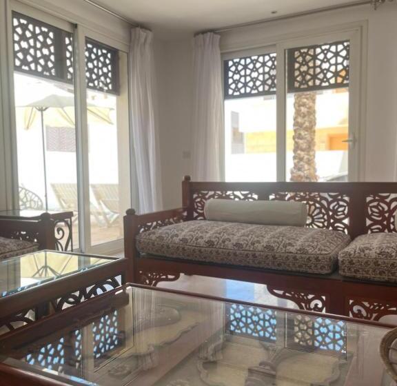 デラックスルーム, Nayah Boutique Stays