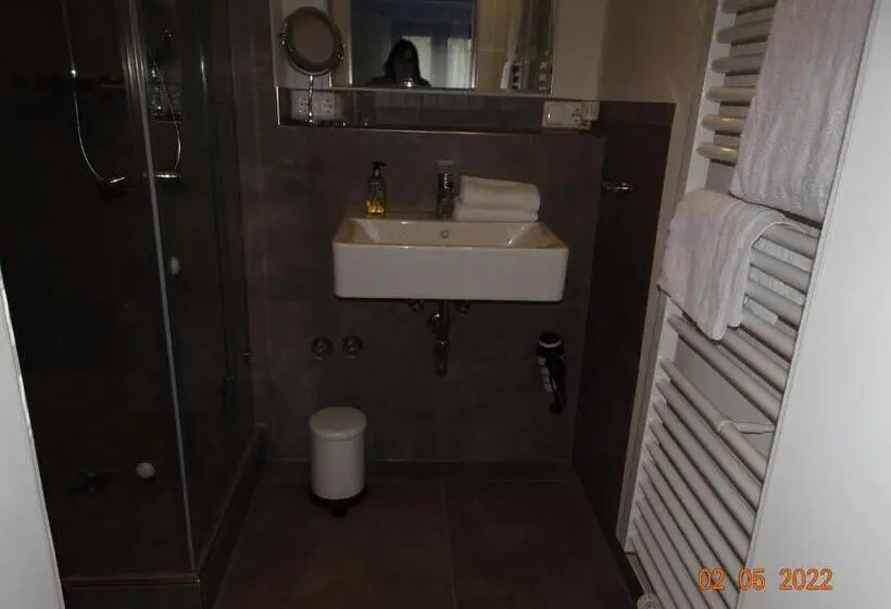 Quarto standard, Pension Anderl
