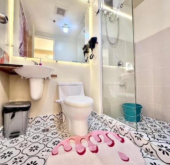 استودیو استاندارد با چشم‌انداز استخر, Doms Ryokan In Avida Aspira With Wifi And Netflix