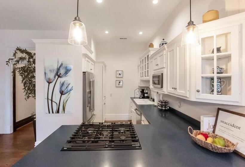 شقة بغرفة نوم واحدة, Historic New Richmond Ohio Riverfront