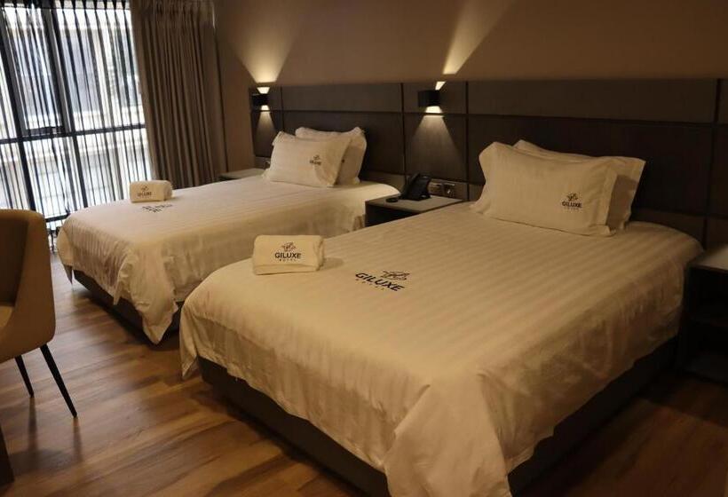 Четырехместный Номер Стандарт, Giluxe