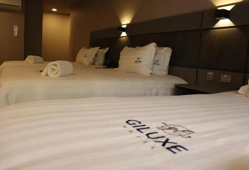 Номер Стандарт Трехместный, Giluxe