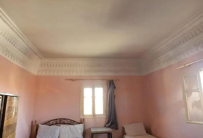 バスルーム共同エコノミー4人部屋, Hôtel Hicham