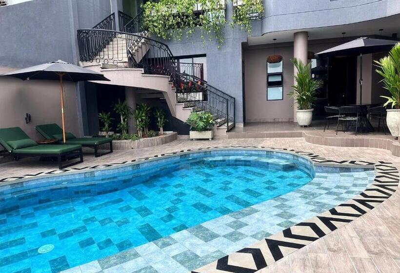 标准间, Osvé Boutique Cali