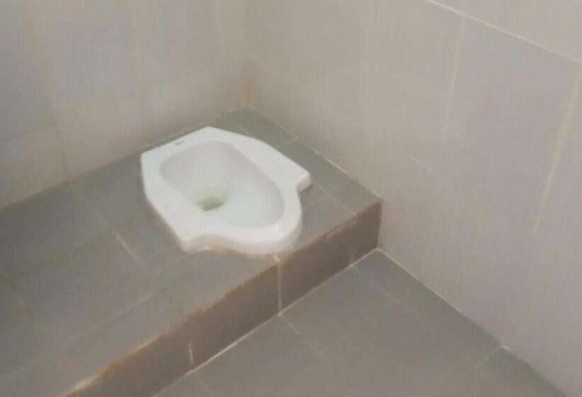 غرفة قياسية, Spot On 93442 Widya Homestay Syariah