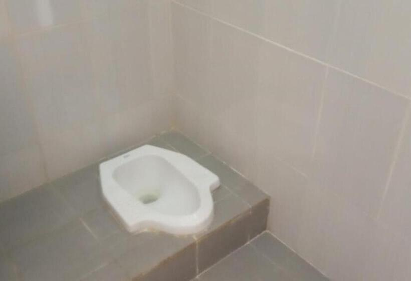 غرفة قياسية, Spot On 93442 Widya Homestay Syariah