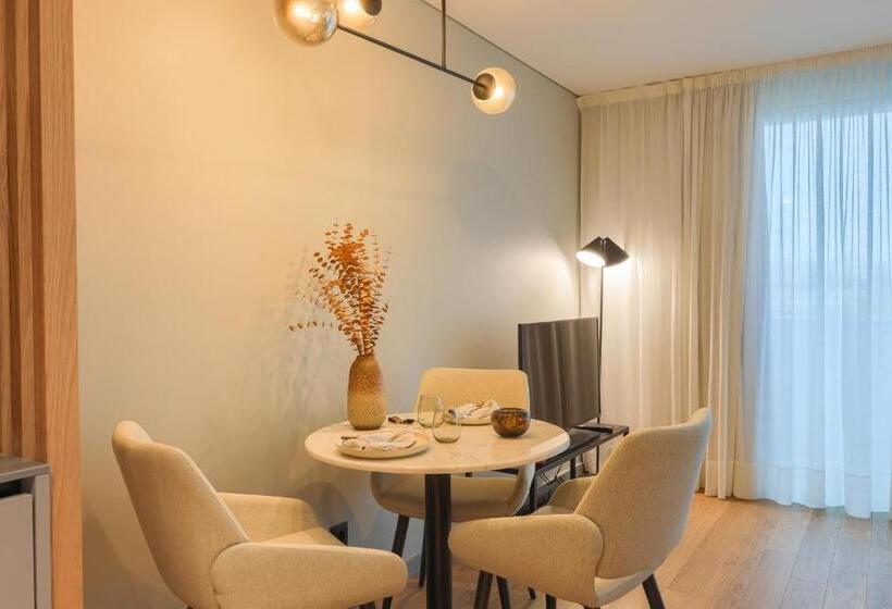 סטודיו סטנדרט עם מרפסת, Nôma Living Icon Apartments