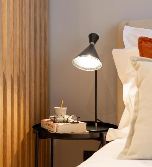 חדר דלוקס עם מרפסת, Nôma Living Icon Apartments