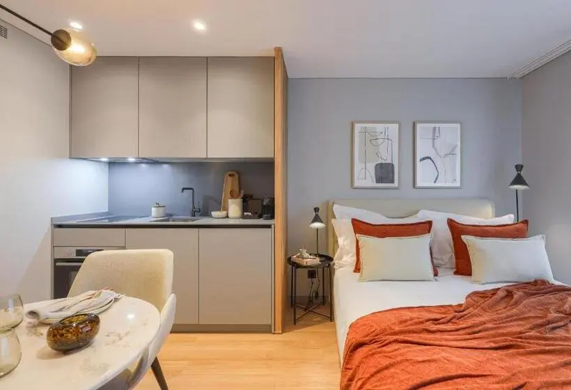 آپارتمان 1 خوابه با بالکن, Nôma Living Icon Apartments