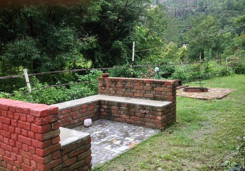 1 Bedroom Villa Garden View, Books And Birds