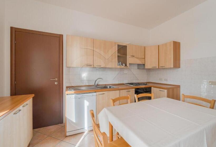 Апартаменты 2 Спальни, Residence Gli Olmi   Goelba